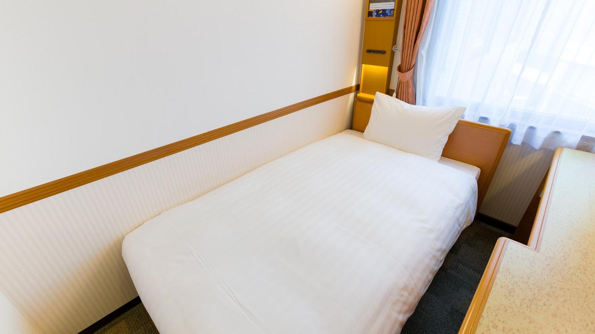 Toyoko Inn Kawasaki Ekimae Shiyakusho-Dori Chambre photo